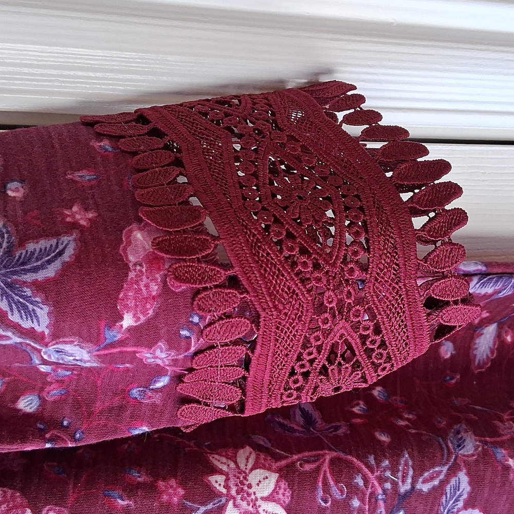 NWOT Woman Within Tunic Burgundy Floral Tunic Length Top - Picture 3 of 5